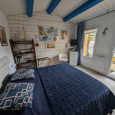 Les Yeux Bleus Bed&Breakfast-2